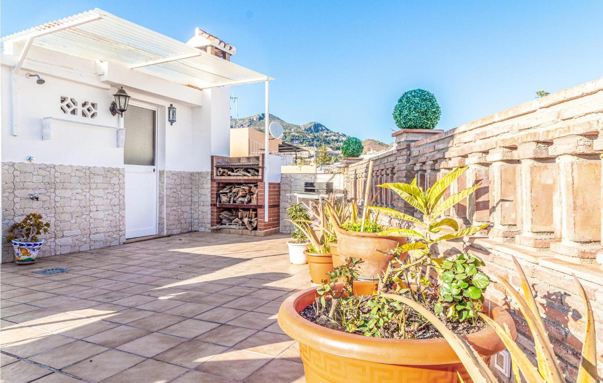 Stunning Home In Mlaga With 2 Bedrooms And Wifi Malaga Exterior photo